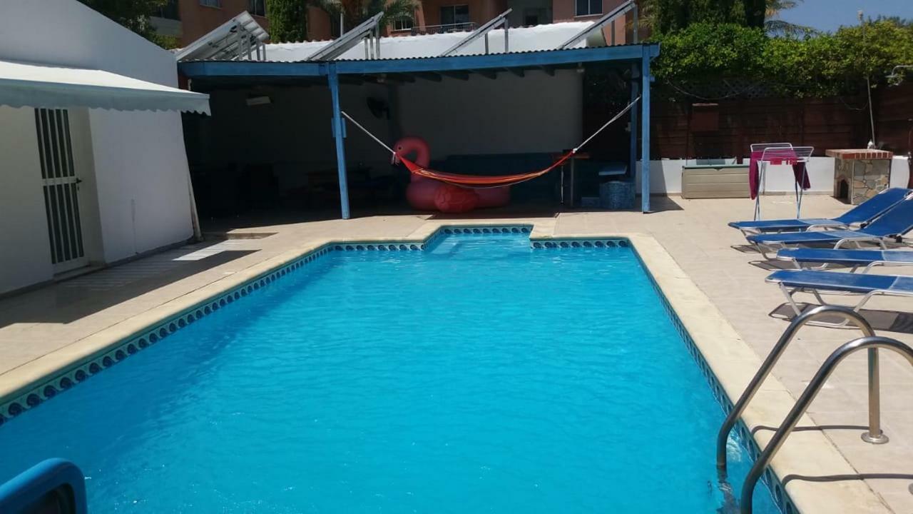 Alekas Pool And Garden Home Paphos Eksteriør bilde