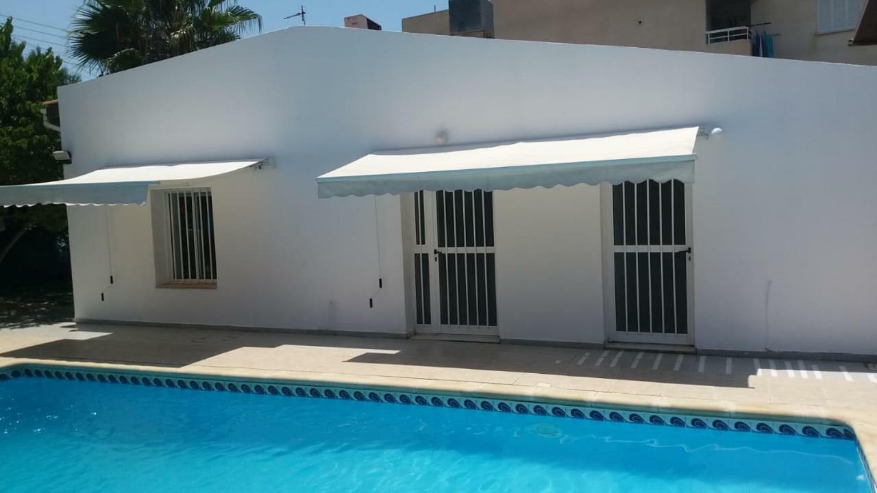 Alekas Pool And Garden Home Paphos Eksteriør bilde
